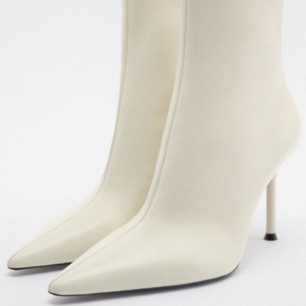 NWOT Zara Off White Stiletto Pointed Toe Ankle Boots  Sz 41